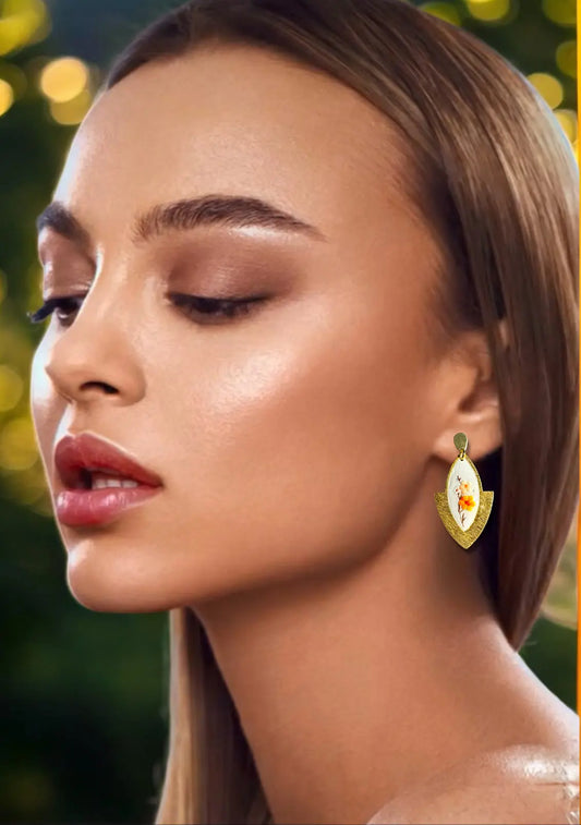 Pressed flower resin earrings | Hypoallergenic gold plated botanical jewelry for women