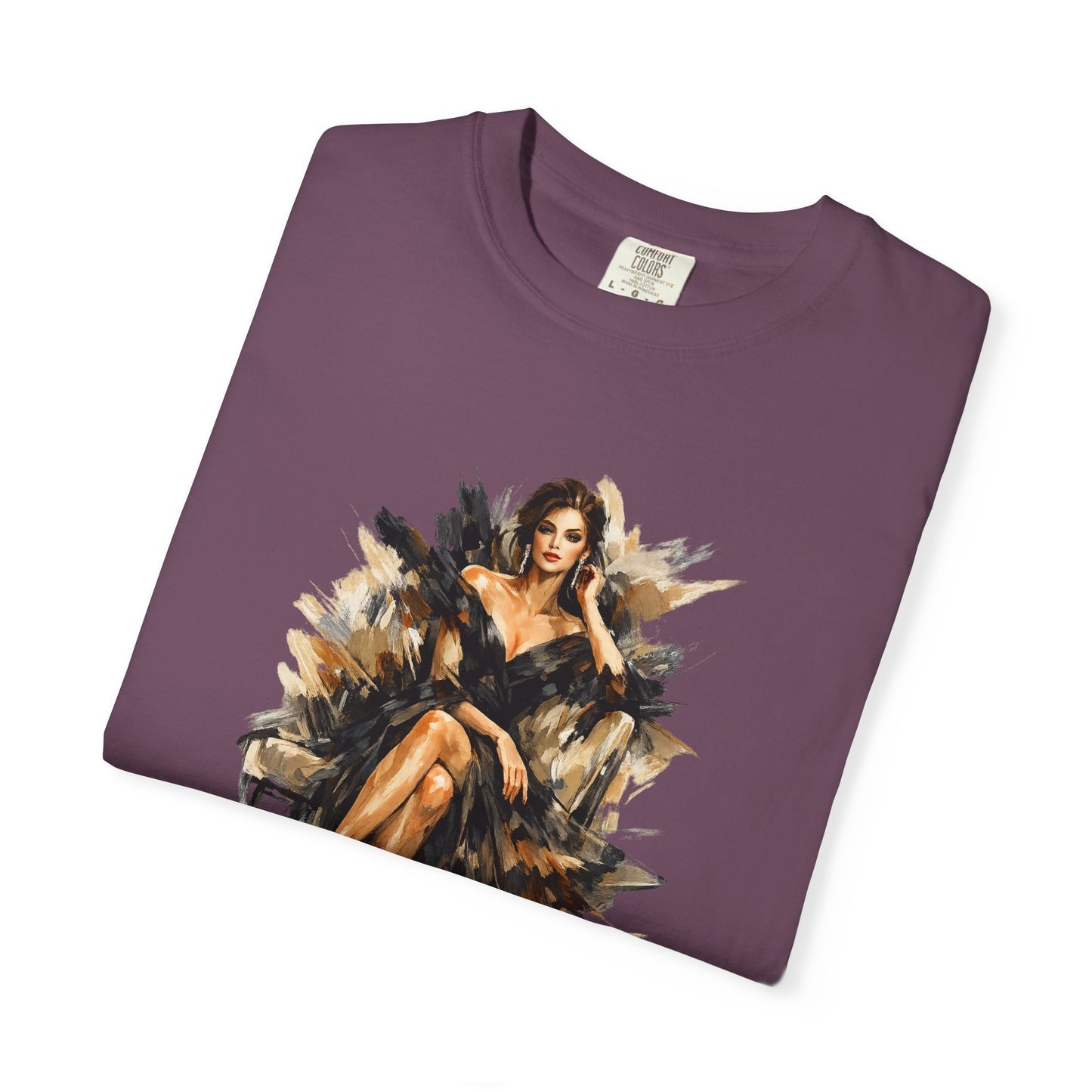 Fashion female icon in Black Art T-Shirt — Elegant Fashion Portrait Tee