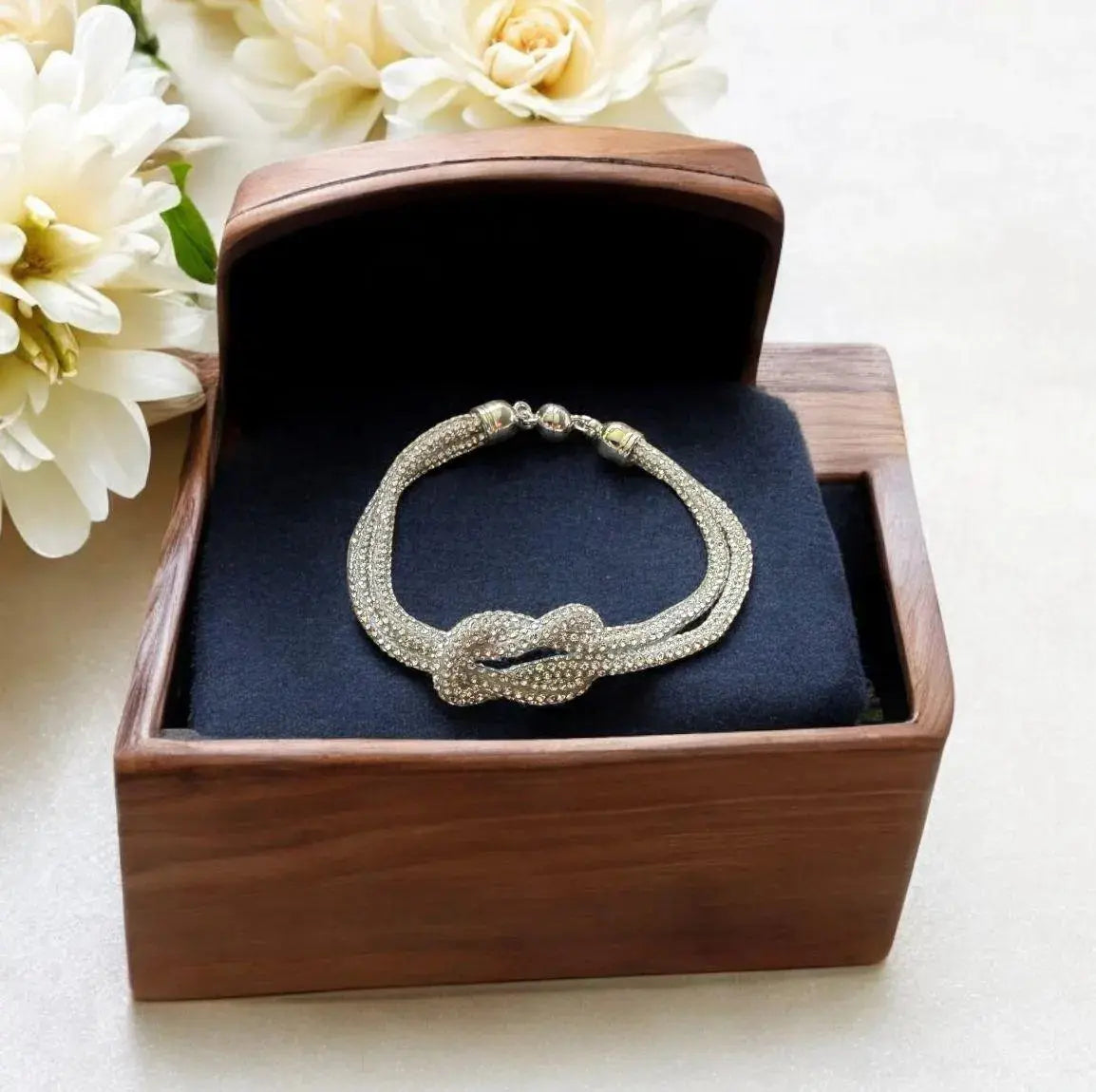 Crystal Diamond Knot Bracelet MehrArt collections