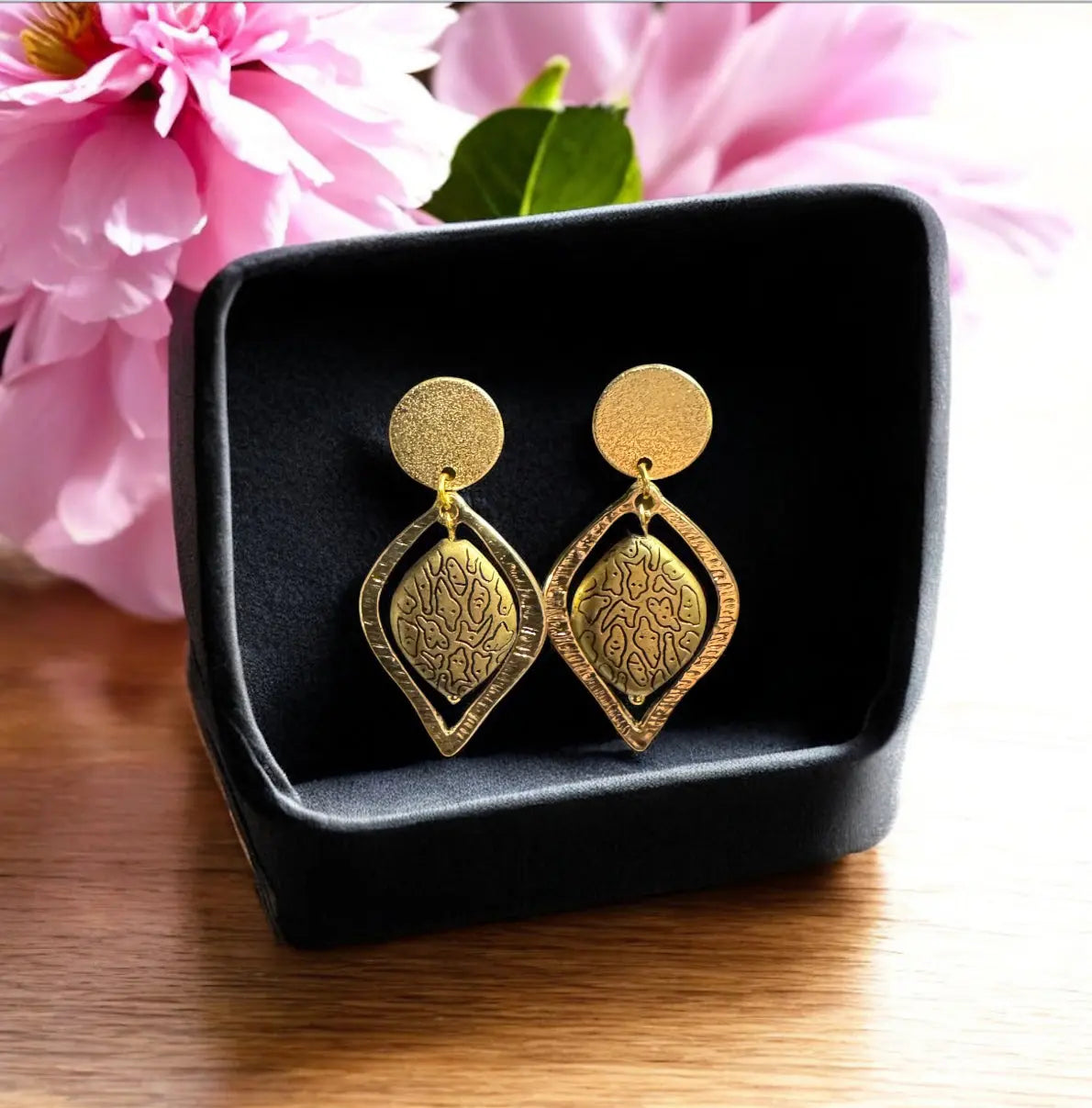 Golden minimalist dangle earrings | Handmade statement jewelry | Elegant everyday jewelry for women