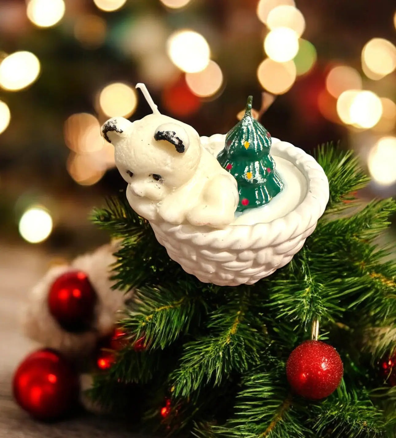 Christmas Teddy Bear Climbing Basket Candle 