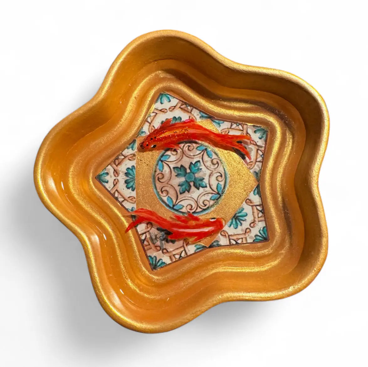 Goldfish Resin Pond Art | hand painted goldfish pond decor - MehrArt collections