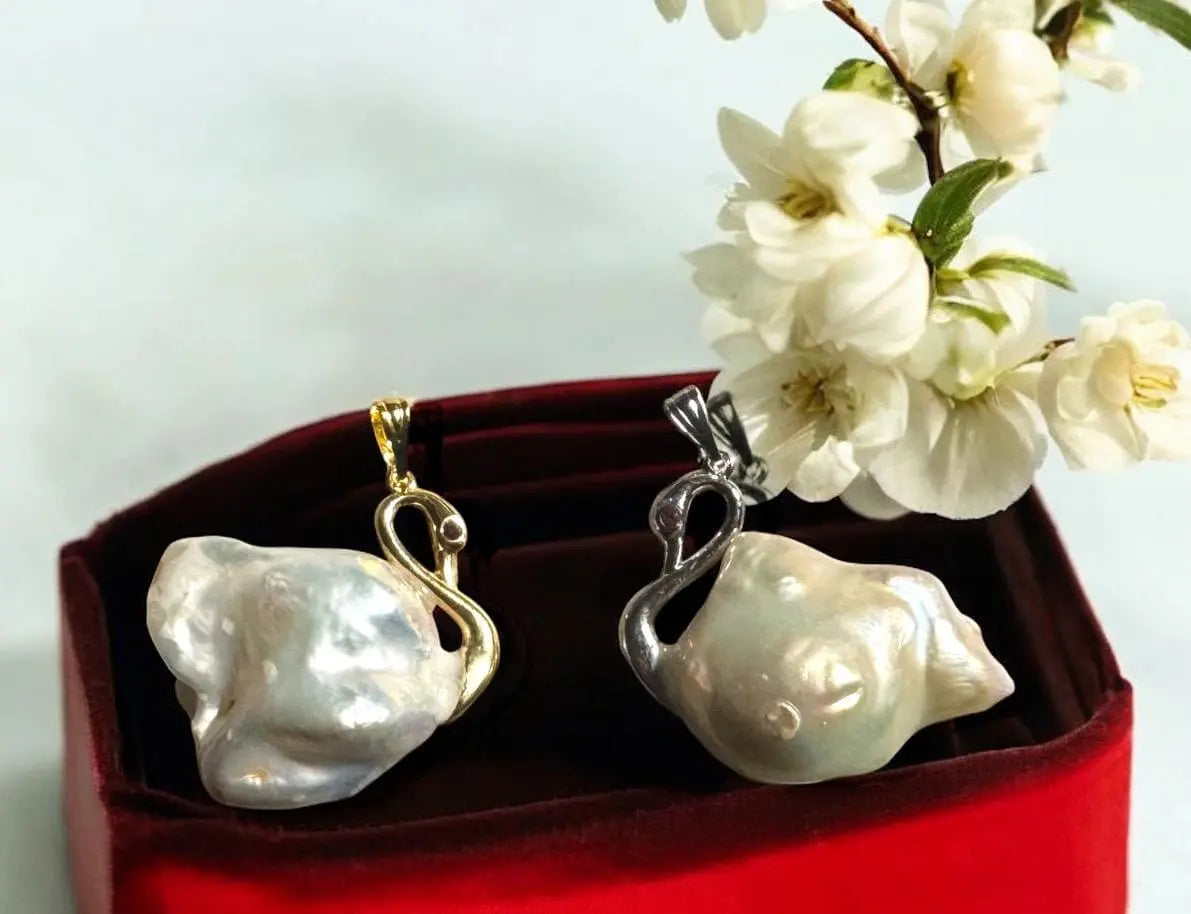 Baroque Pearl Swan Pendant Necklace, 14K Gold Plated Wedding Jewelry, Elegant Anniversary Gift, Birthday Gift for Her, Bridal Necklace Gift