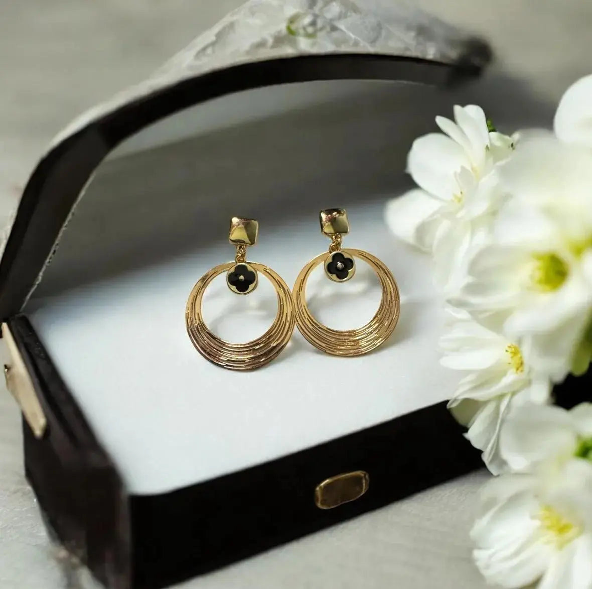 Clover Earrings | Minimalist Drop Style - MehrArt collections