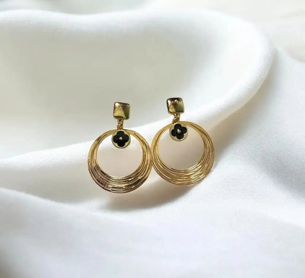 Clover Earrings | Minimalist Drop Style - MehrArt collections