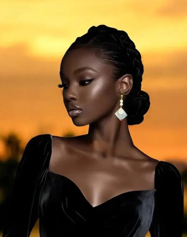 Mother of pearl seashell earrings | Gold-plated finding | Elegant bridal jewelry for women